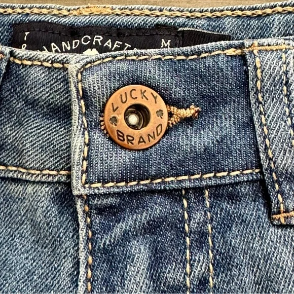 Lucky Brand girls faded denim Rile Shorts cuffed hem size 7 NWT $58 - Picture 4 of 11